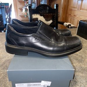 Men’s ECCO dress shoes